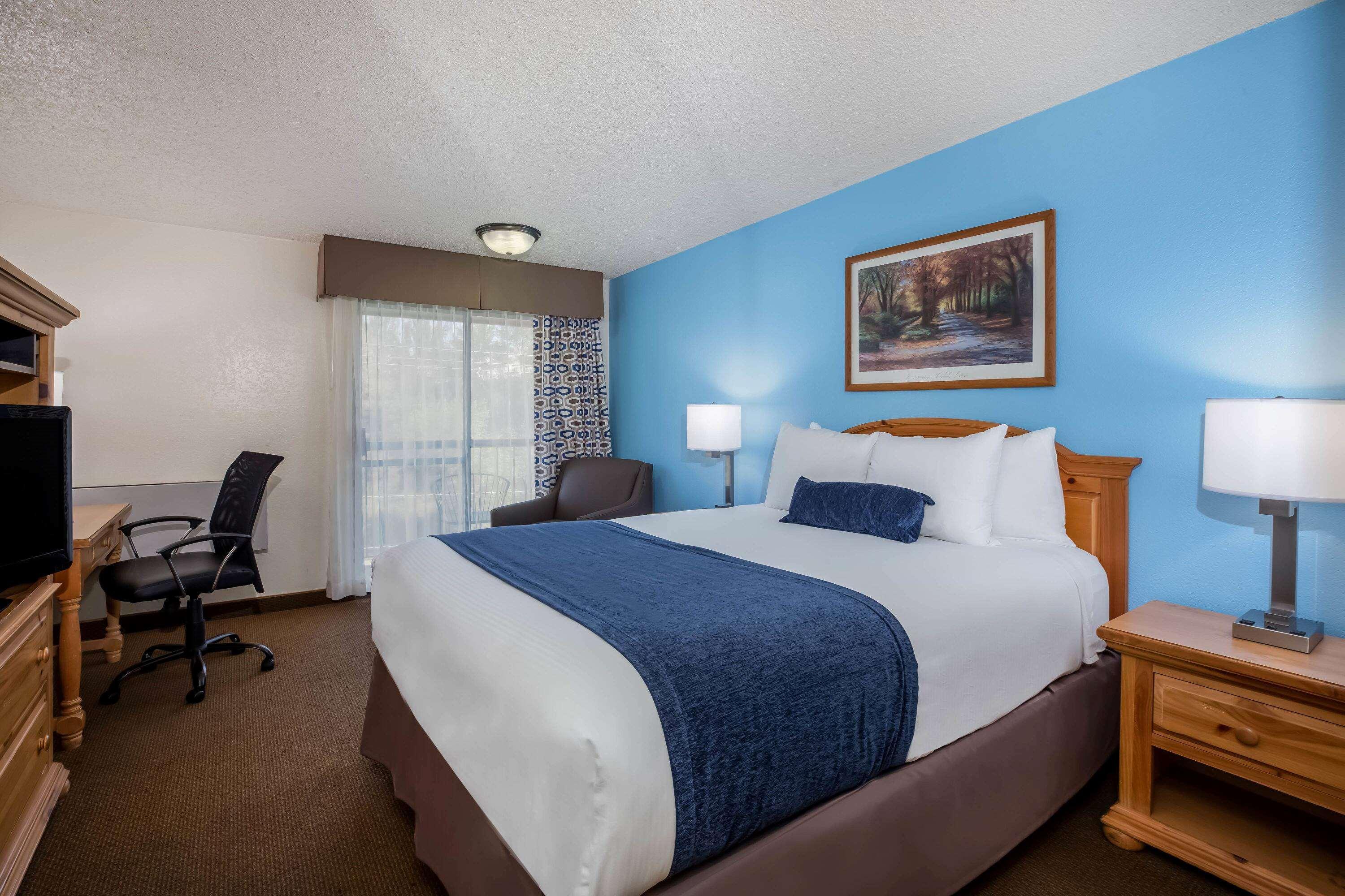 Baymont By Wyndham Yakima Riverfront Экстерьер фото