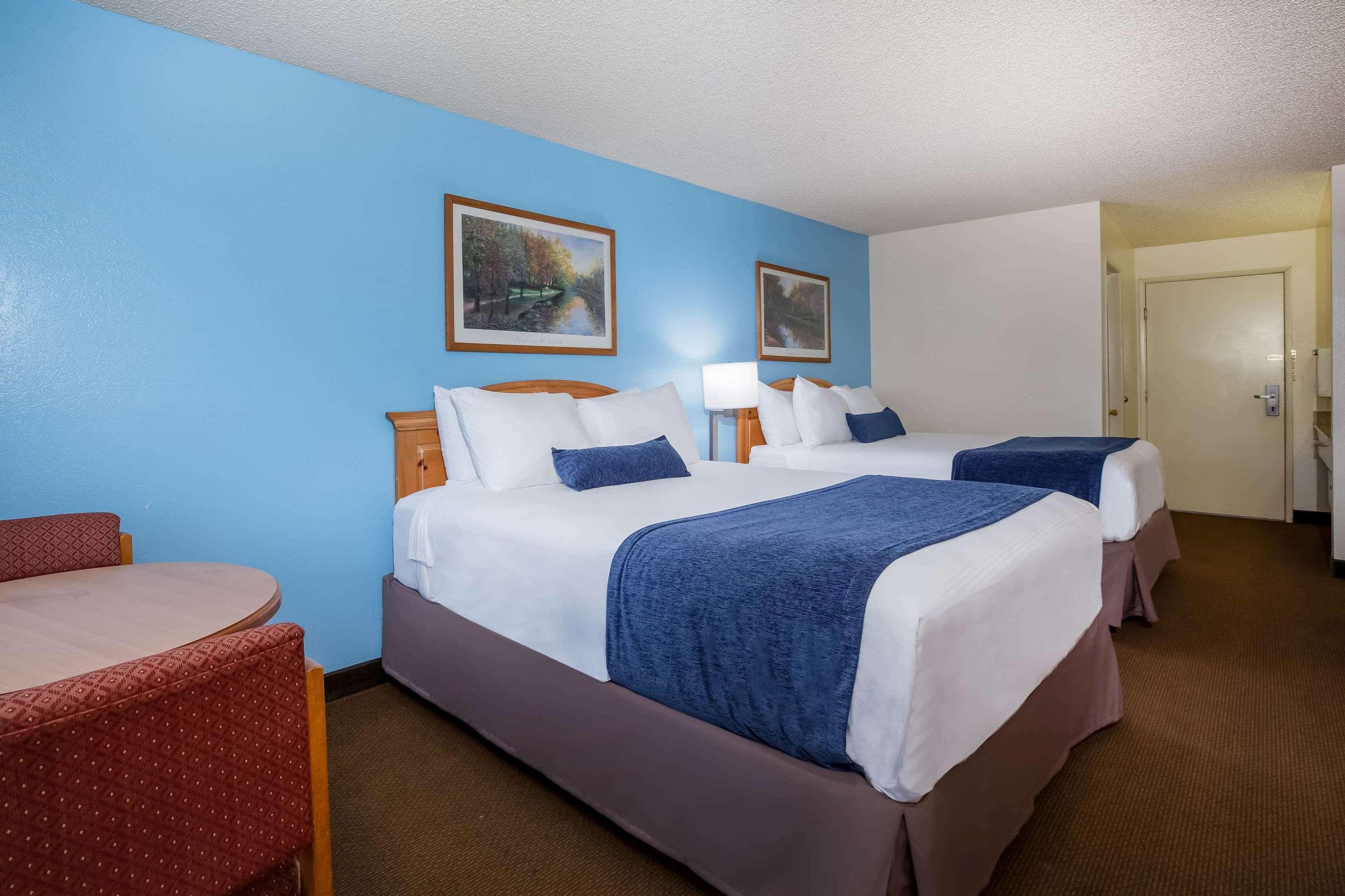 Baymont By Wyndham Yakima Riverfront Экстерьер фото