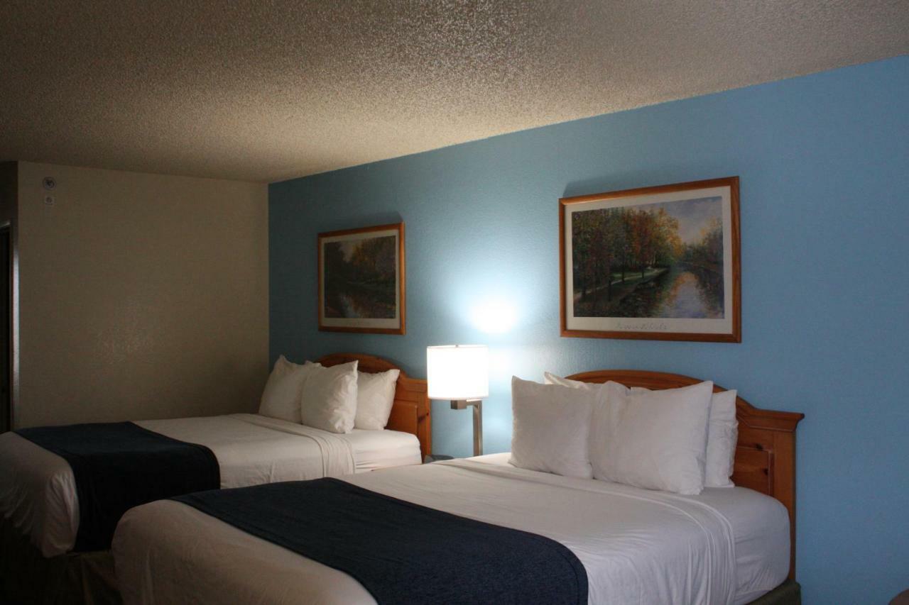 Baymont By Wyndham Yakima Riverfront Экстерьер фото